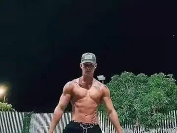 Chaturbate Adult Video Chat of chris_angel01