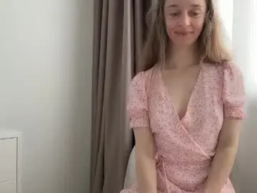 Chaturbate Live Sex Cam of shy_schoolgirl_