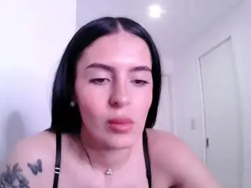 Chaturbate Live Sex Cam of miakeller01