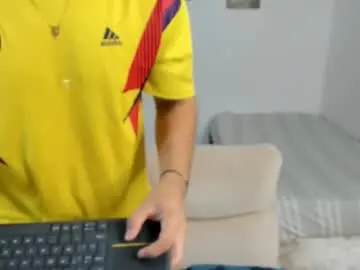 Chaturbate Live Sex Cam of sant_wahlberg