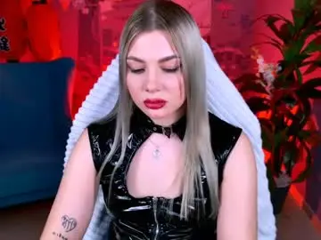 Chaturbate Sex Chat of hyileyclark