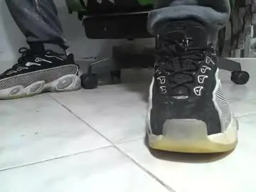Chaturbate Sex Cam of srfindomfeet_