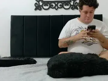 Chaturbate Live Sex Cam of pinkqueen23