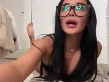 Chaturbate Adult Video Chat of paigemckinnon