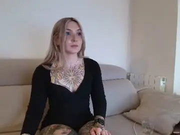 Chaturbate Live Sex Cam of tattoobbgirl