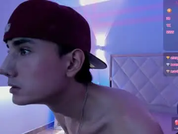 Chaturbate Live Sex of eidan_tay