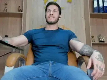 Chaturbate Sex Chat of george_diesell_