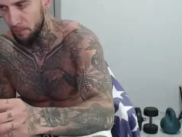 Chaturbate Live Sex Cam of maxi_foxxx