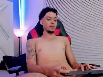 Chaturbate Nude Webcam of thiago_preston