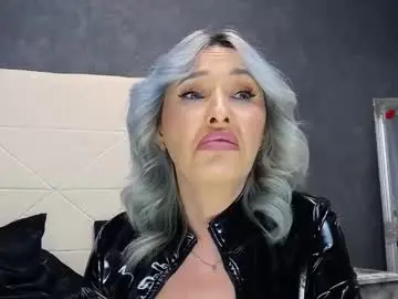 Chaturbate Free Porn Cam of issasmyth