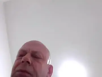 Chaturbate Live Sex Cam of machinegun3dx