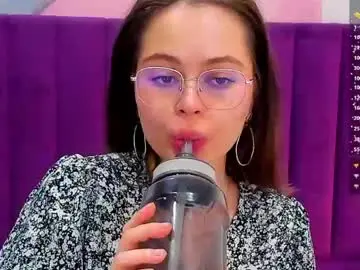 Chaturbate Free Porn Cam of kelly_cuutie