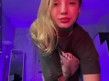 Chaturbate Sex Chat of itsevedarkside_