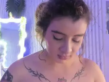 Chaturbate Free Porn Cam of naomy_tay1