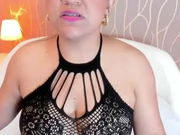 Chaturbate Best live sex cam show of mairybelle