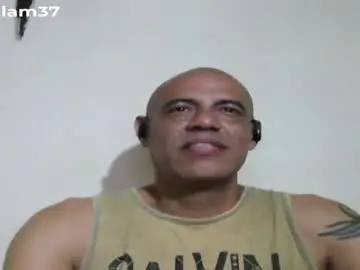 Chaturbate Live Porn of retlam37