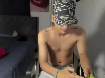 Chaturbate Watch Live Sex Cams of master_billy1