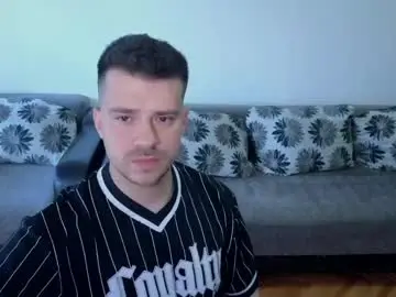 Chaturbate Sex Cam of johnnylove21