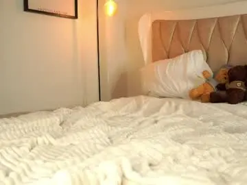 Chaturbate Private Sex Chat of approche_toi_petite