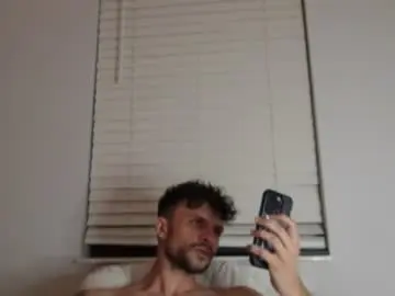 Chaturbate Watch Live Sex Cams of papijakey