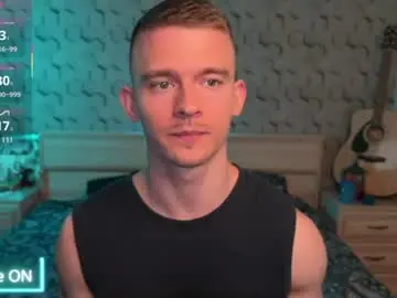 Chaturbate Live Sex Cam of marvelboy_