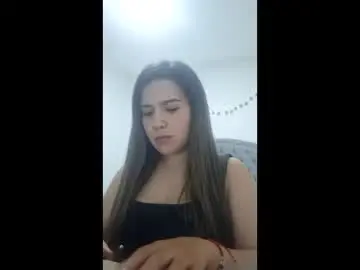Chaturbate Nude Webcam of arielrose1022