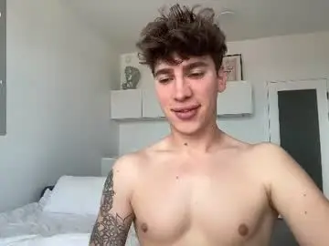 Chaturbate Nude Webcam of evan_white_