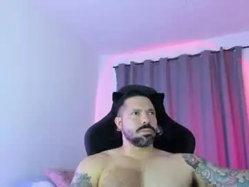 Chaturbate Live Porn of pierrevidal