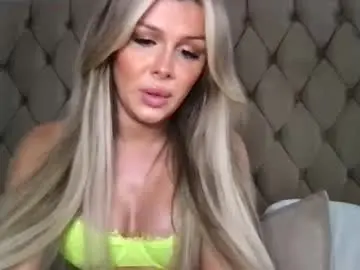 Chaturbate Watch Live Sex Cams of tsevaxx