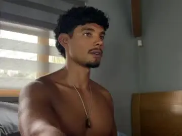 Chaturbate Best live sex cam show of daniel0910s