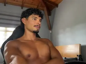 Chaturbate Live Sex Cam of daniel0910s