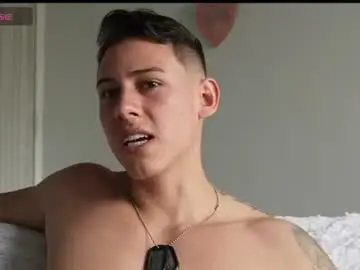 Chaturbate Free Live Porn of muscle_king_cum