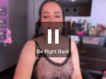 Chaturbate Sex Cam of carolinasweet33