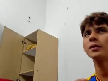 Chaturbate Sex Chat of sexys_boys18
