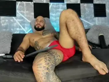Chaturbate Live Sex Cam of leonidas_k18