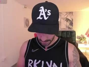 Chaturbate Live Porn of tbastian
