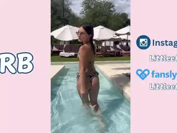Chaturbate Live Sex of little_effy18_