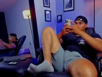 Chaturbate Sex Cam of ronnie_crawford