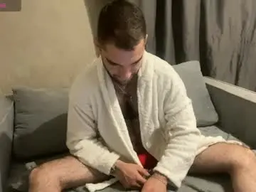 Chaturbate Live Sex Cam of martin_gray_