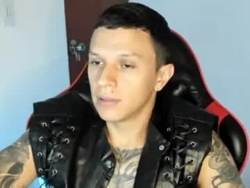 Chaturbate Live Sex Cam of masterdave7