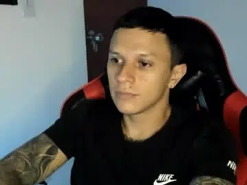 Chaturbate Best live sex cam show of masterdave7