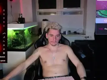 Chaturbate Free Live Porn of rayzel_white