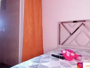 Chaturbate Best live sex cam show of brittanyjhonnns