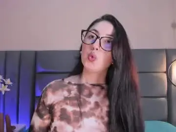 Chaturbate Adult Video Chat of emilyywatson