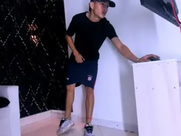 Chaturbate Adult Video Chat of lian_jacob
