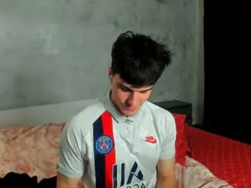 Chaturbate Nude Webcam of sam_huston18