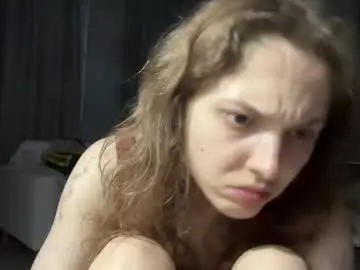 Chaturbate Best live sex cam show of holydori