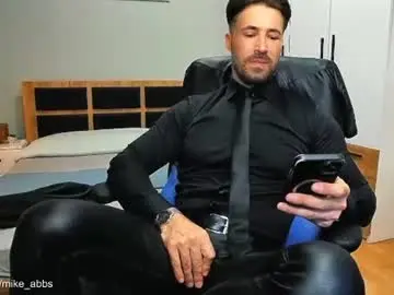 Chaturbate Best Webcam of mikestrip