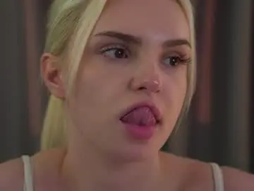 Chaturbate Best live sex cam show of vivid_girls