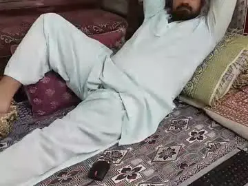 Chaturbate Live Sex Cam of chadipluskhangarh